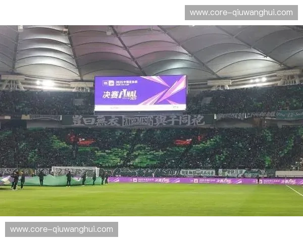 绿茵之巅的终极狂想：当北京国安在工体“死磕”巴塞罗那